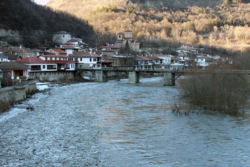 d68b06bef58d47597844e4d1bb4138ca