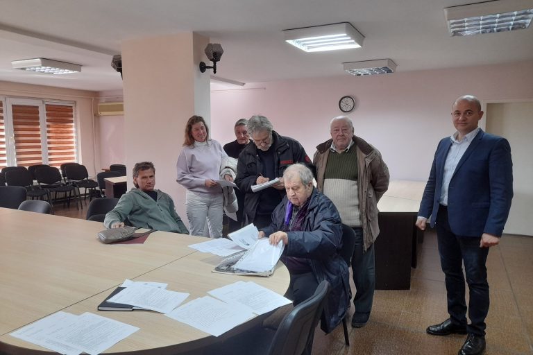 приемна – Полски Тръмбеш