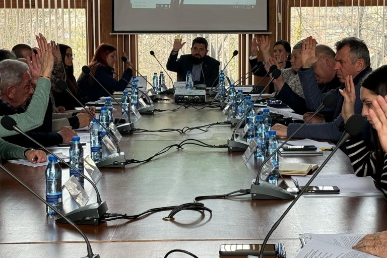 80963ce4-1dd4-4629-93a7-16159d650ba8