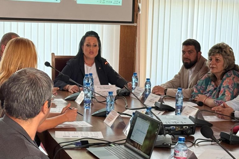 117a8b9c-7a28-49a2-80dc-64b348f99417