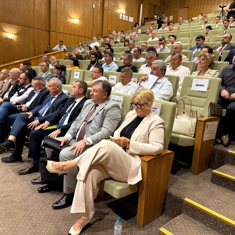 dec33fbd-5291-42c0-8d9b-3d01cd2d7e9a