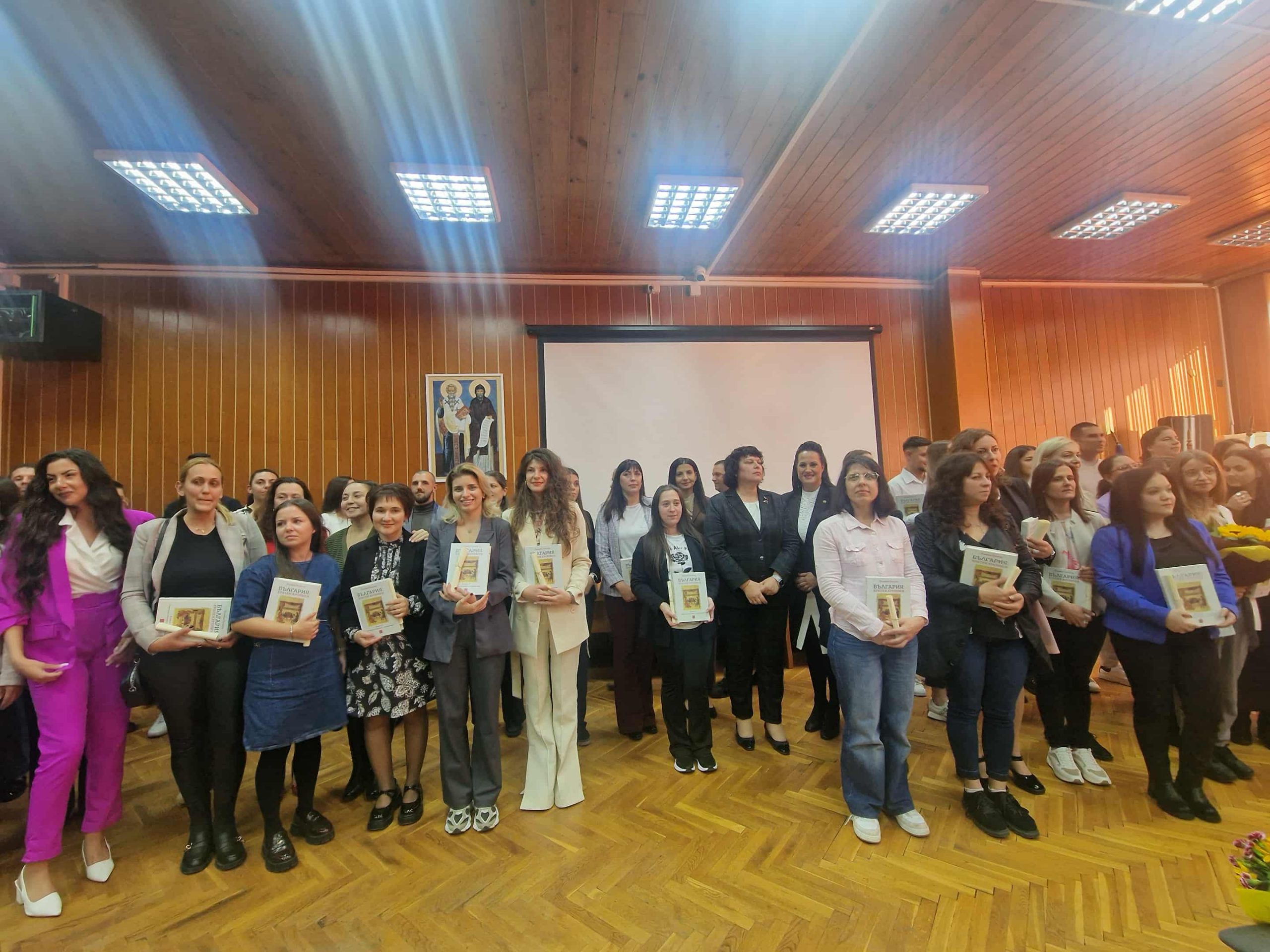 52687d99-ed67-4a1a-a257-8e32eeca7d60